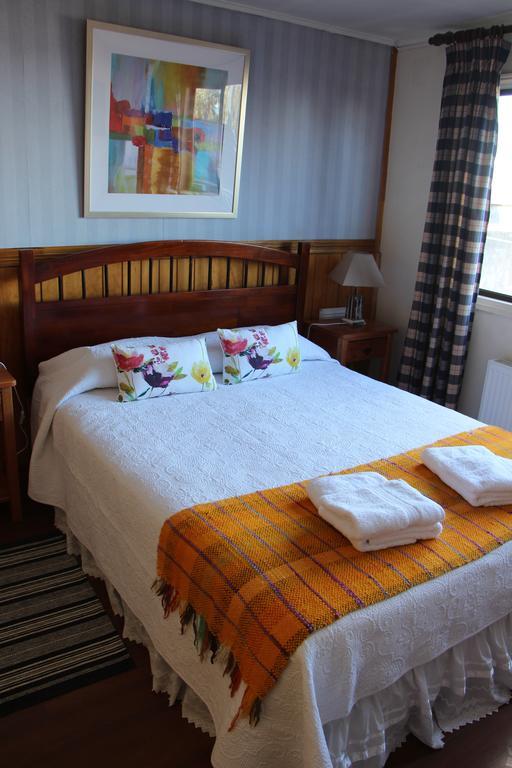 Hostal Fernando De Magalhaes ปุนตาอาเรนาส ภายนอก รูปภาพ