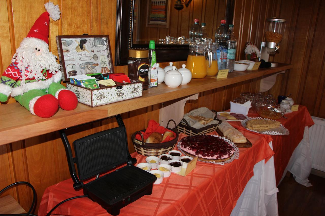 Hostal Fernando De Magalhaes ปุนตาอาเรนาส ภายนอก รูปภาพ